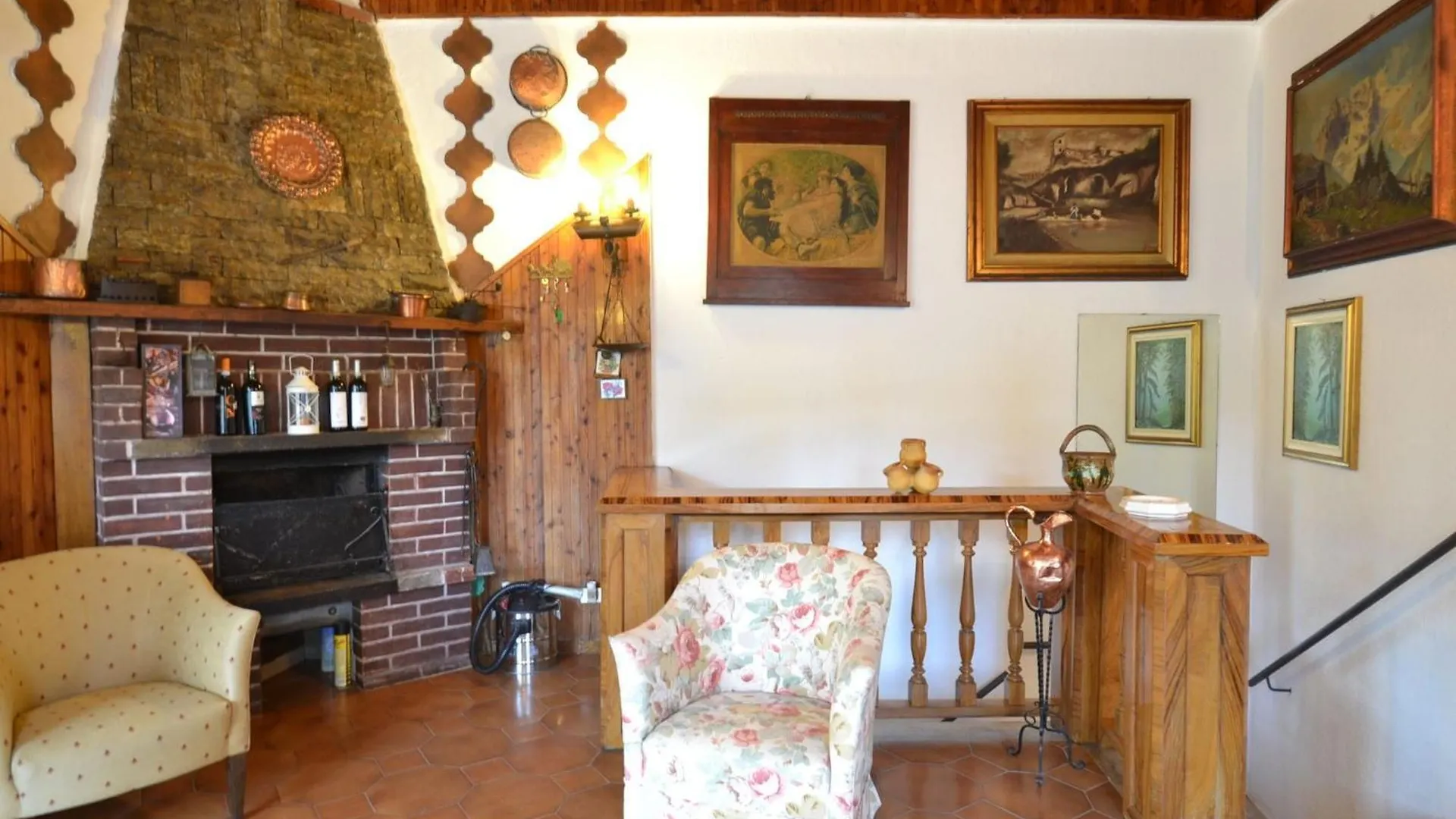 Cosy Holiday Home In Testico With Terrace And Barbecue